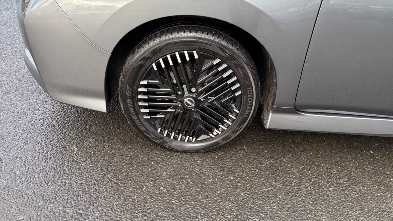 Nissan LEAF 110kW Tekna 39kWh 5dr Auto Electric Hatchback